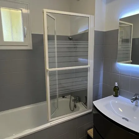 T2 Avec Jardin, Proche Et Centre, Parking Prive, Animaux Acceptes, Wi-fi Gratuit - Fr-1-487-342 アパート